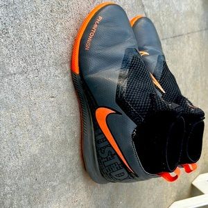 Nike phantoms boys size 3.5